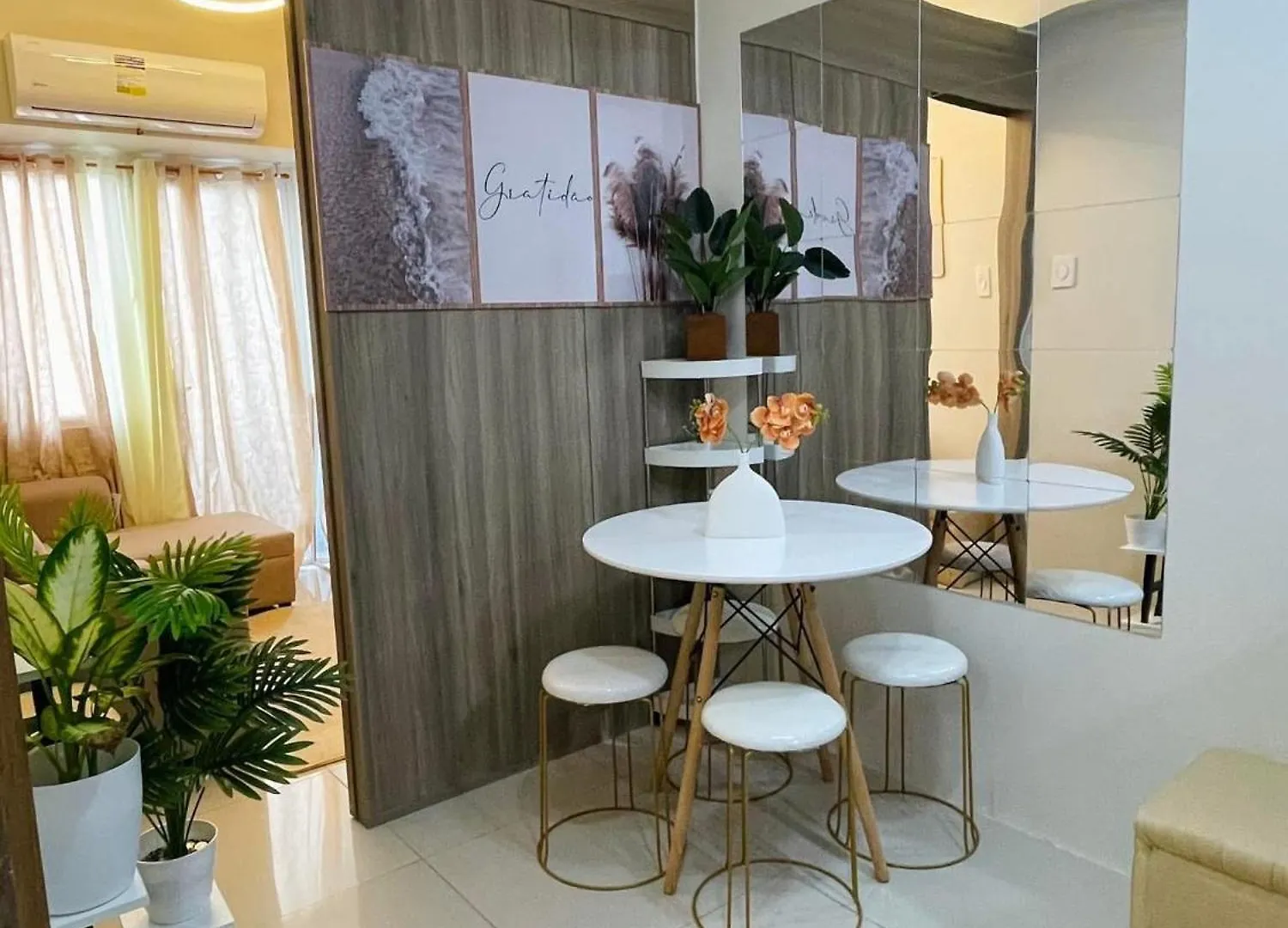 Elite King Comfort Stay Hotel Apartment - Near Manila Airport Philippines